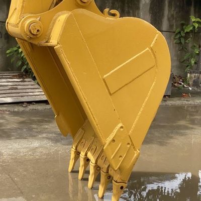 Категория 320 Использованное оборудование для экскавации Caterpillar Mini Excavator 110kw 2000rpm