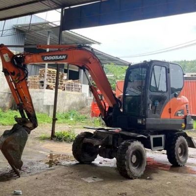 Подержанный мини-колесный экскаватор Digger DOOSAN DH60 Подержанный экскаватор 5550 кг