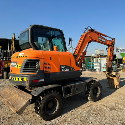 48 кВт Использованная экскаваторная машина DOOSAN Doosan DX60W Гидравлический экскаватор 5550 кг