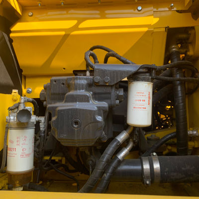 Komatsu Pc210 Использованное строительное оборудование Эксплуатационная экскаваторная машина 20630kg