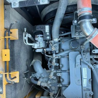 Гидравлическая экскаваторная касулка SANY135C Использовано строительное оборудование