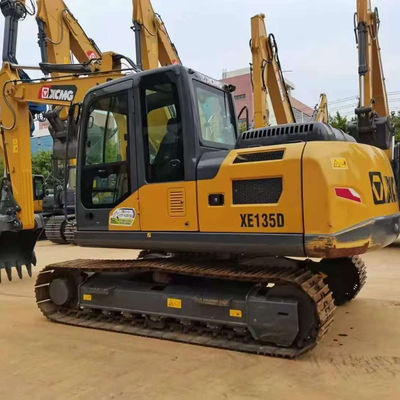 Мощный использованный экскаватор XCMG XE135 Вторая рука Гидравлический ползучий экскаватор