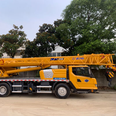 Низкий уровень шума экскаваторы второй руки XCMG XCT25 75 км / ч Использованный колесный экскаватор