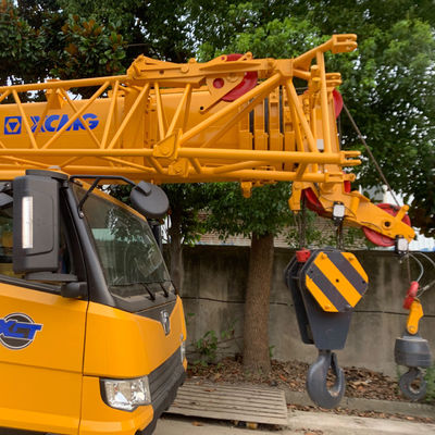 Низкий уровень шума экскаваторы второй руки XCMG XCT25 75 км / ч Использованный колесный экскаватор
